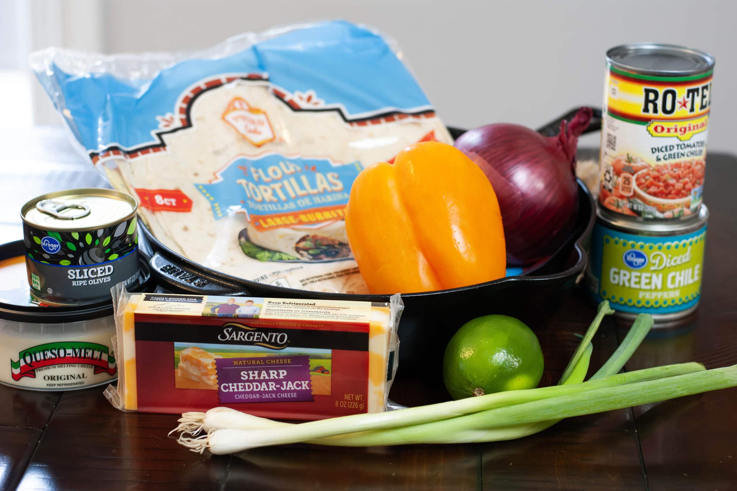 Ingredients for mexican pizza.