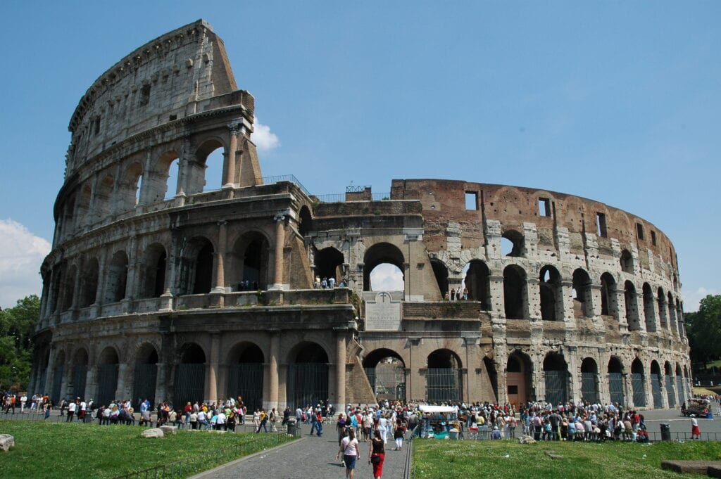 A picture of the coliseum in Italy.