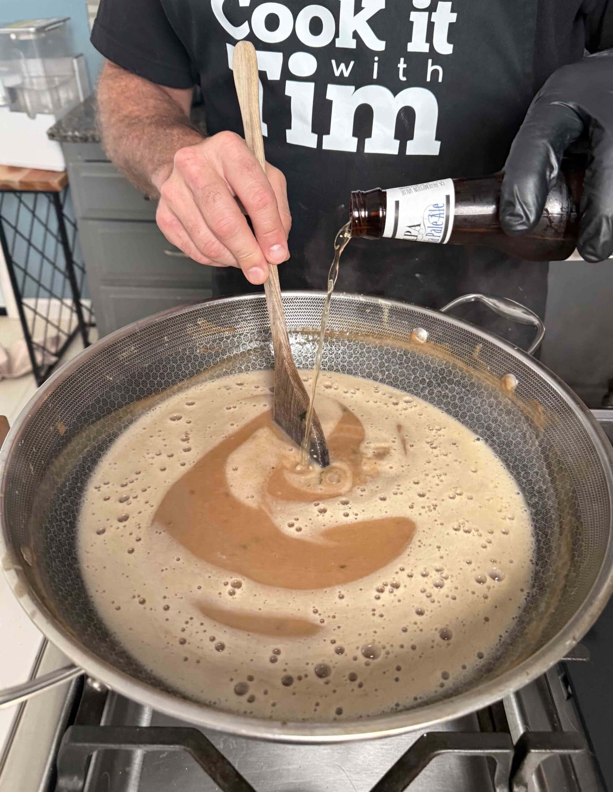 Beer going into the roux.